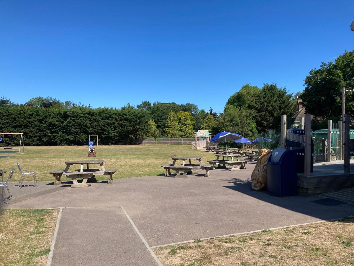 Birchington Vale Caravan Holiday Park Exterior photo